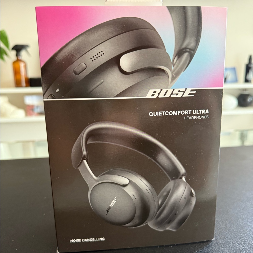 Bose Quiet Comfort Ultra Headphones - Black - NEW & UNOPENED